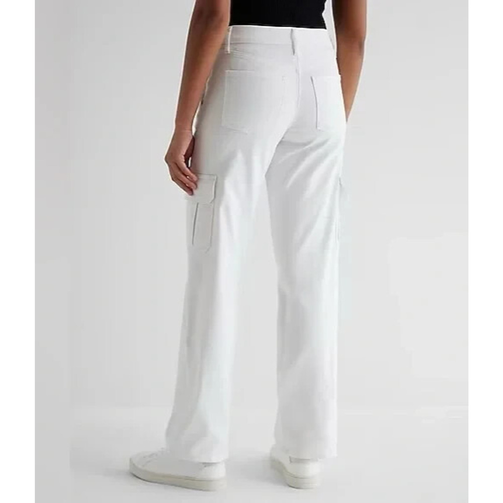 Express Relaxed Straight Low Rise Cargo Jeans White Denim Button Fly 12L 12 Long - Picture 11 of 11
